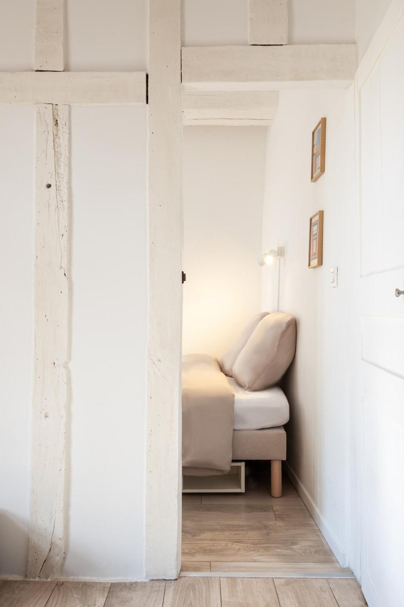 Le Loft Brunneval - Refuge Arty Du Xvie Siecle Apartment Троа Екстериор снимка